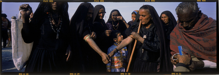  : Khumb Mela 2001 color : Jay Colton Photography